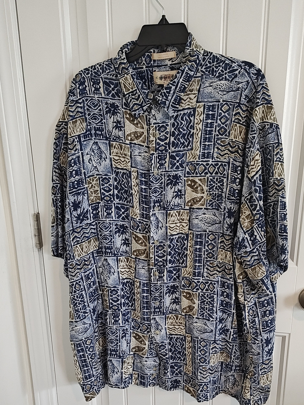 Campia Moda Men's Navy & Tan Fish Print Rayon Short-Sleeve Button Up Shirt XXL